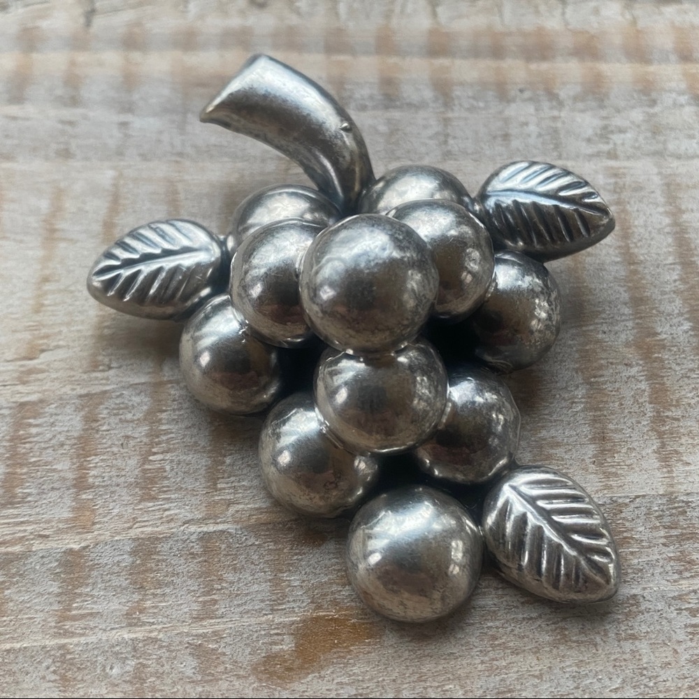 Vintage Silver Grape Cluster Brooch W Mexico 1950’s